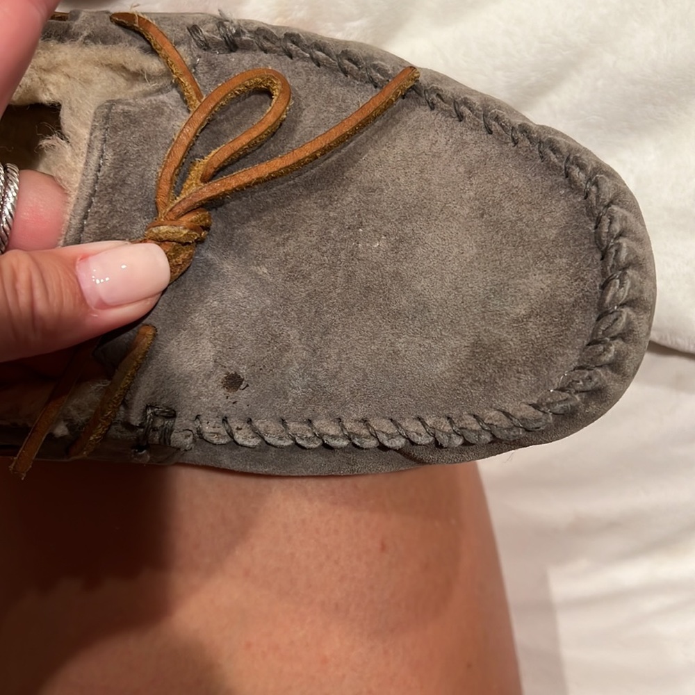 UGG Dakota Moccasin Slipper - Picture 3 of 7